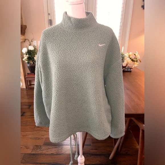 Nike Green Fleece Sweatshirt - Picture 2 of 6